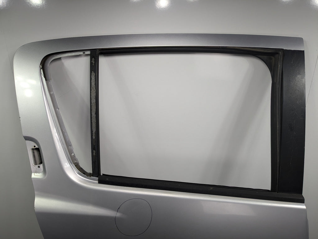 2005 - 2007 OEM NISSAN ARMADA REAR RIGHT PASSENGER SIDE DOOR SHELL PANEL