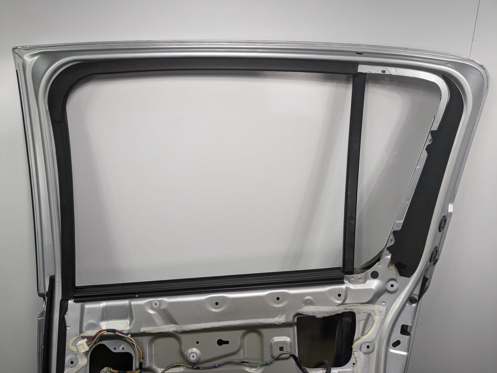 2005 - 2007 OEM NISSAN ARMADA REAR RIGHT PASSENGER SIDE DOOR SHELL PANEL