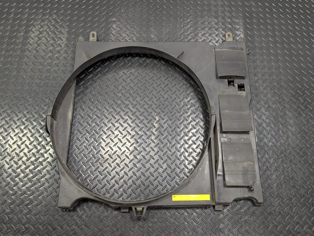 2005 - 2007 OEM NISSAN ARMADA ENGINE COOLANT RADIATOR FAN SHROUD PANEL