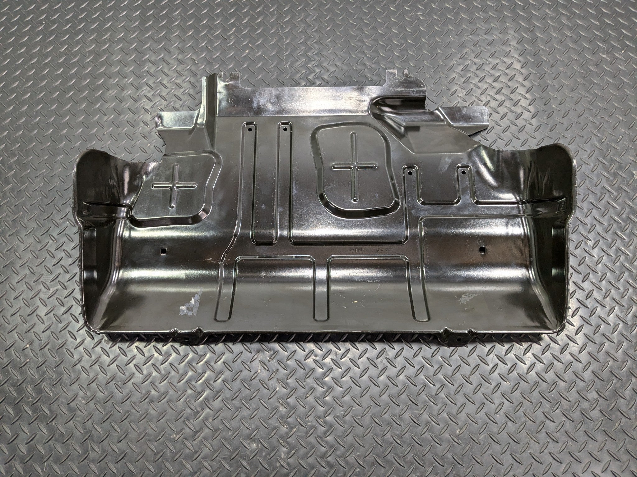 2005 - 2007 OEM NISSAN ARMADA UNDER ENGINE SPLASH GUARD SHIELD COVER