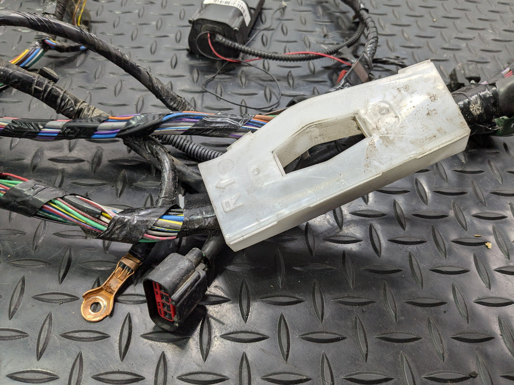 05 - 07 OEM NISSAN ARMADA RIGHT PASSENGER SIDE FLOOR BODY WIRE WIRING HARNESS