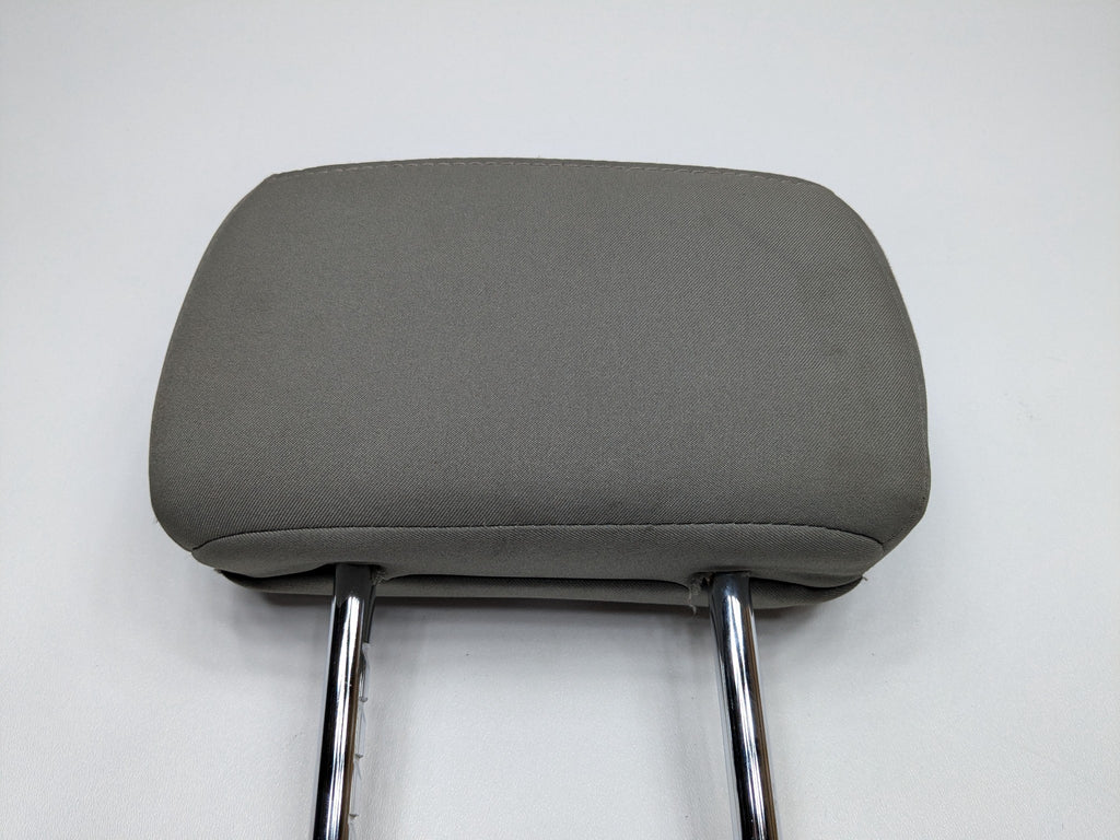 2005 - 2007 OEM NISSAN ARMADA REAR RIGHT SECOND ROW SEAT HEADREST GRAY CLOTH