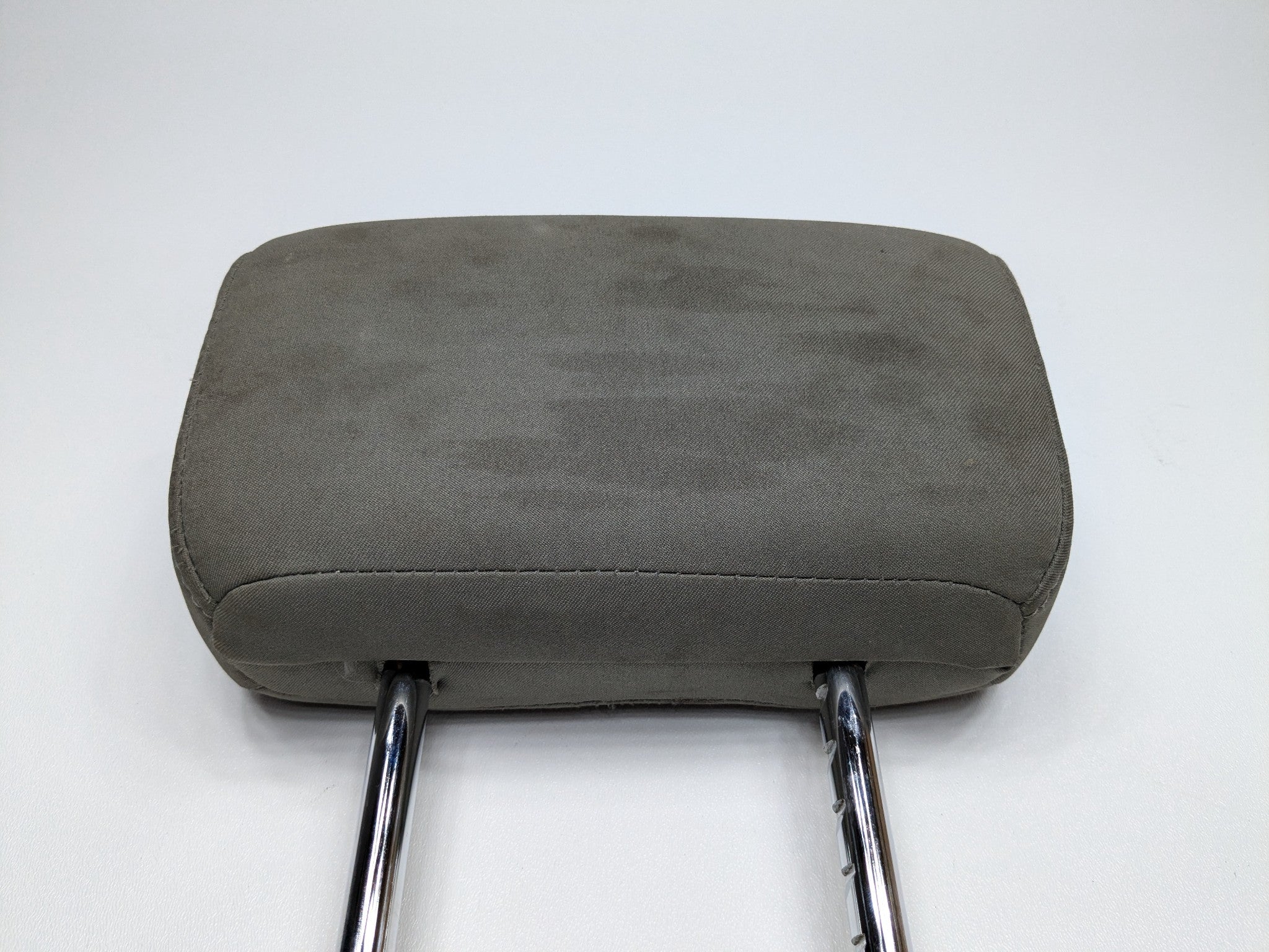 2005 - 2007 OEM NISSAN ARMADA THRID ROW LEFT DRIVER SIDE HEADREST GRAY CLOTH