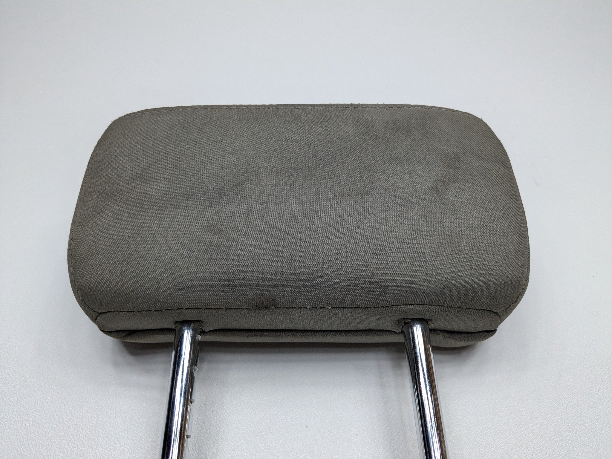 2005 - 2007 OEM NISSAN ARMADA THRID ROW LEFT DRIVER SIDE HEADREST GRAY CLOTH