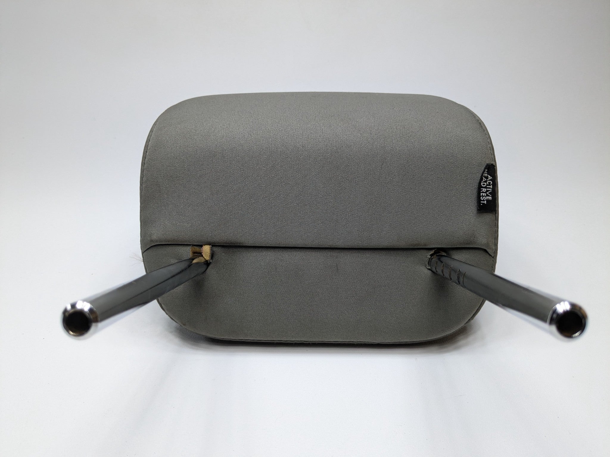 2005 - 2007 OEM NISSAN ARMADA THRID ROW LEFT DRIVER SIDE HEADREST GRAY CLOTH