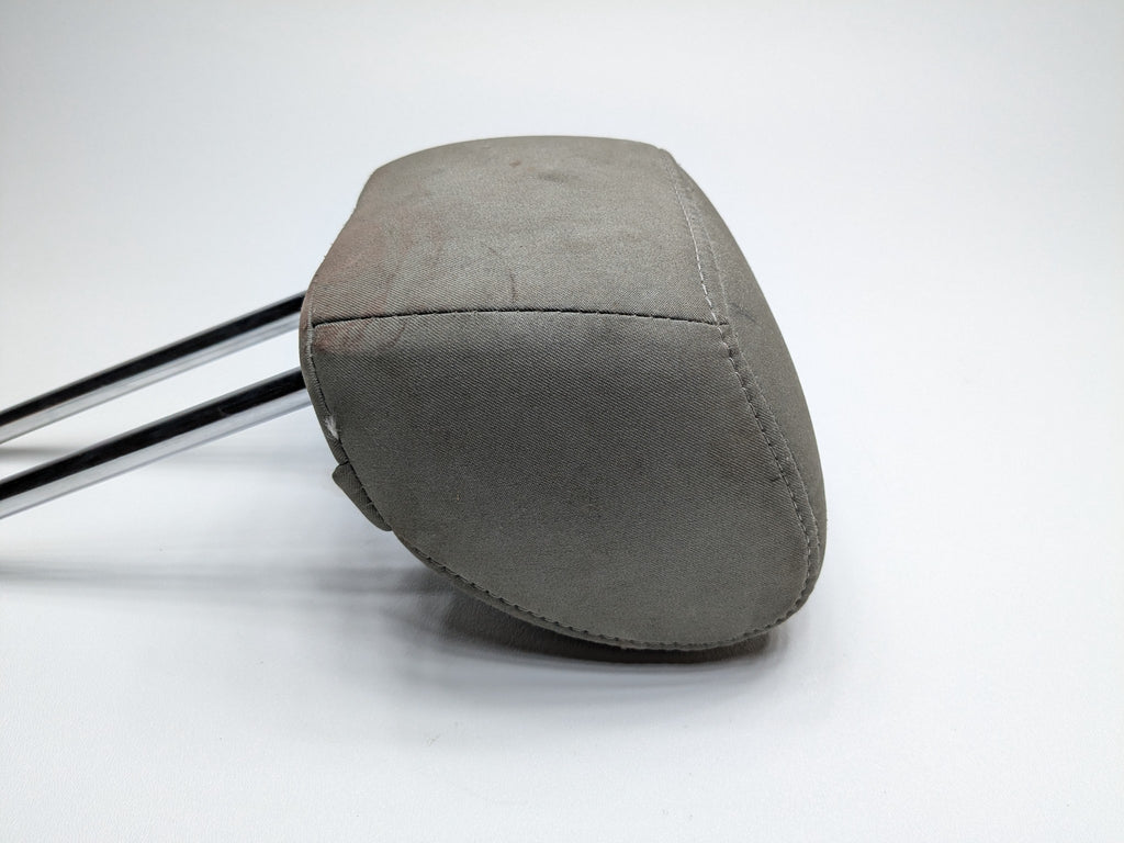 2005 - 2007 OEM NISSAN ARMADA SECOND ROW CENTRAL SEAT HEADREST GRAY CLOTH