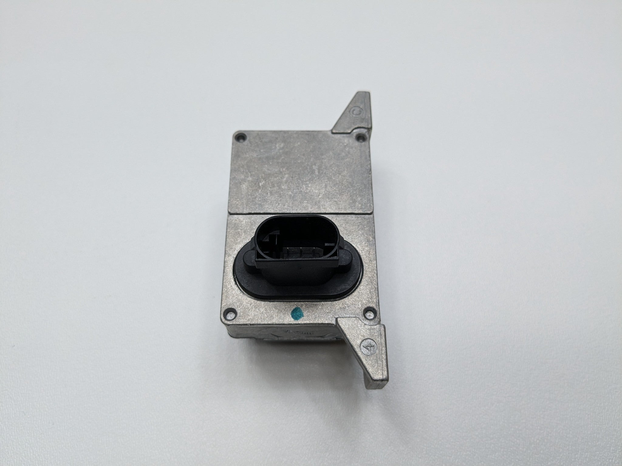 2005 - 2007 OEM NISSAN ARMADA YAW RATE SENSOR CONTROL MODULE UNIT