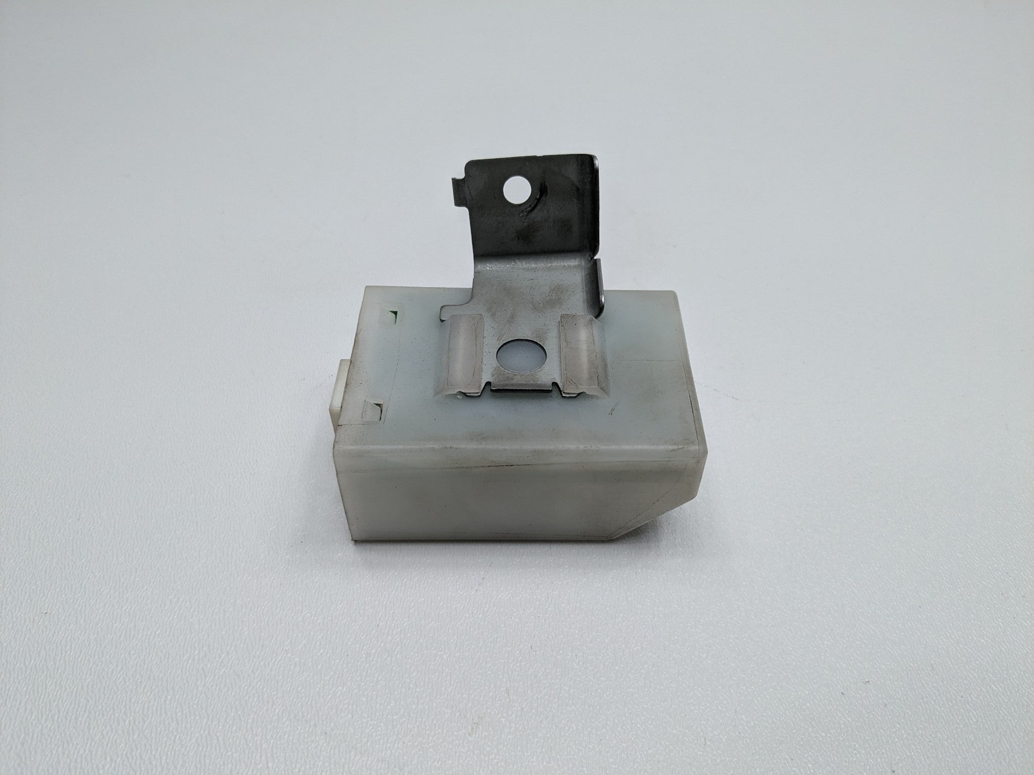 2005 - 2007 OEM NISSAN ARMADA THEFT LOCKING KEYLESS COMPUTER CONTROL MODULE