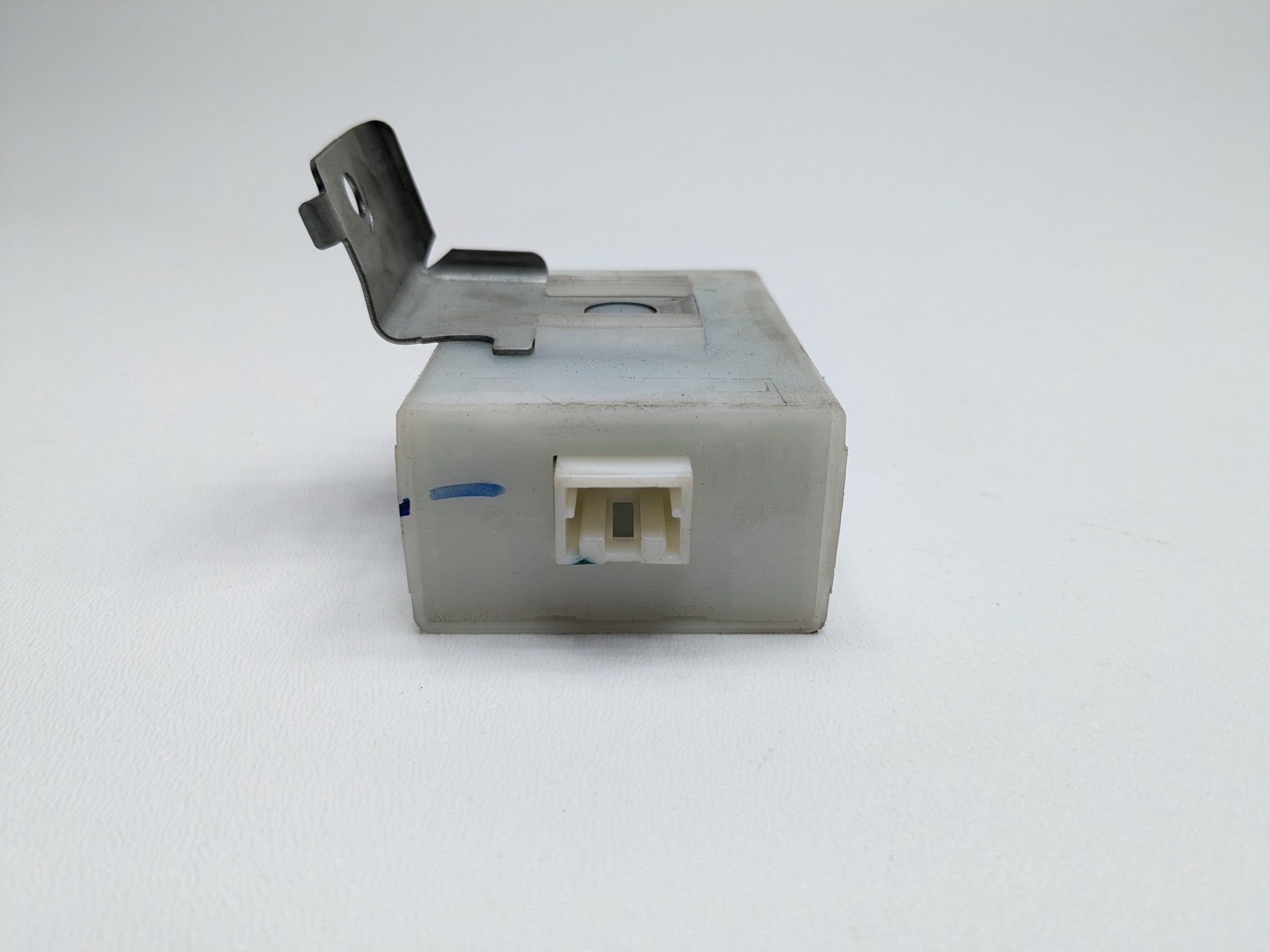 2005 - 2007 OEM NISSAN ARMADA THEFT LOCKING KEYLESS COMPUTER CONTROL MODULE