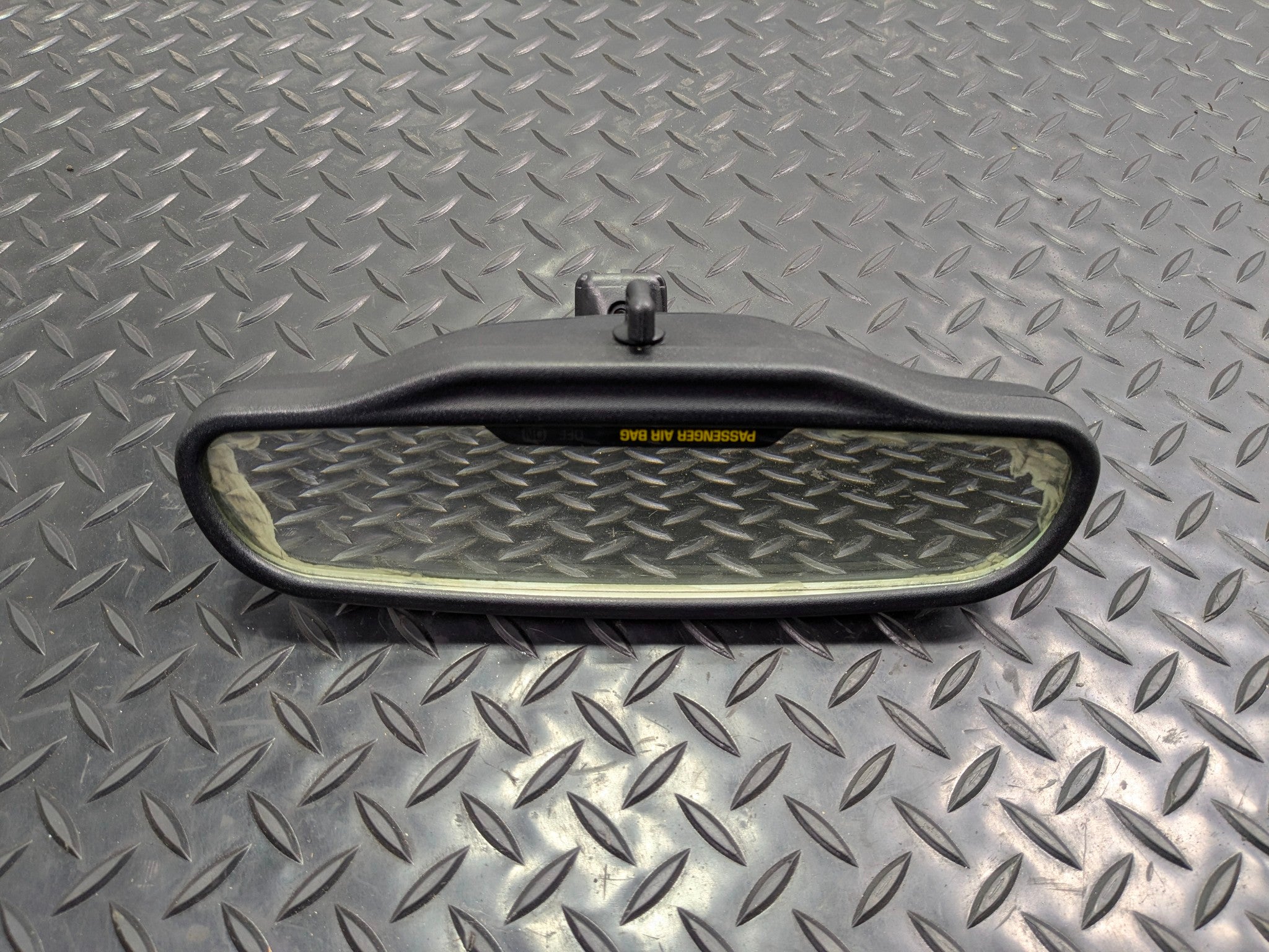 05 - 07 OEM CHEVROLET TRAILBLAZER INTERIOR UPPER ROOF REAR VIEW MIRROR ASSEMBLY