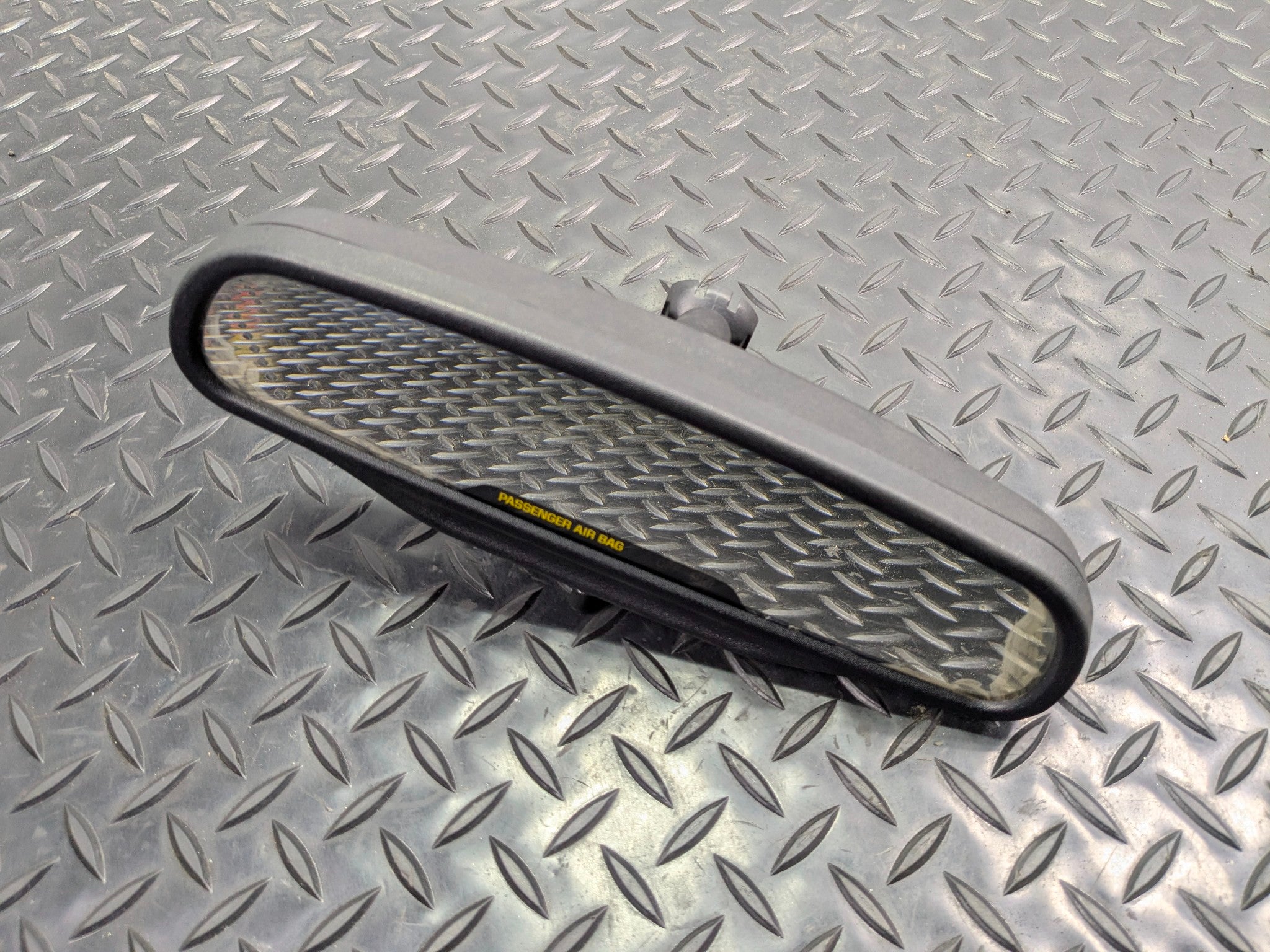 05 - 07 OEM CHEVROLET TRAILBLAZER INTERIOR UPPER ROOF REAR VIEW MIRROR ASSEMBLY