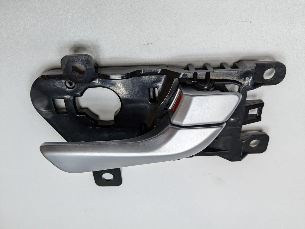 2013 - 2019 OEM HYUNDAI SANTA FE REAR LEFT DRIVER SIDE INTERIOR DOOR HANDLE