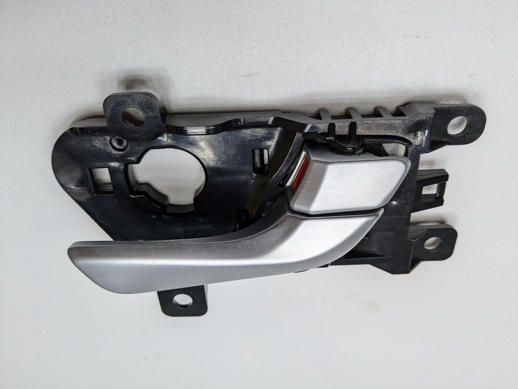 2013 - 2019 OEM HYUNDAI SANTA FE REAR LEFT DRIVER SIDE INTERIOR DOOR HANDLE