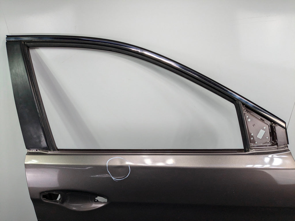2013 - 2019 OEM HYUNDAI SANTA FE FRONT RIGHT PASSENGER SIDE DOOR SHELL PANEL N9N