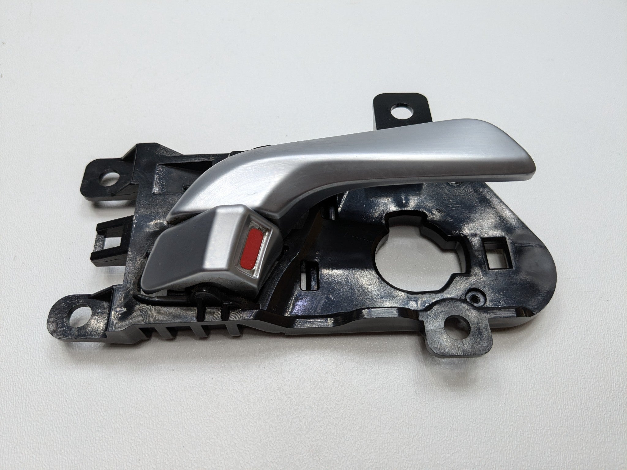 2013 - 2019 OEM HYUNDAI SANTA FE FRONT RIGHT PASSENGER SIDE INTERIOR DOOR HANDLE