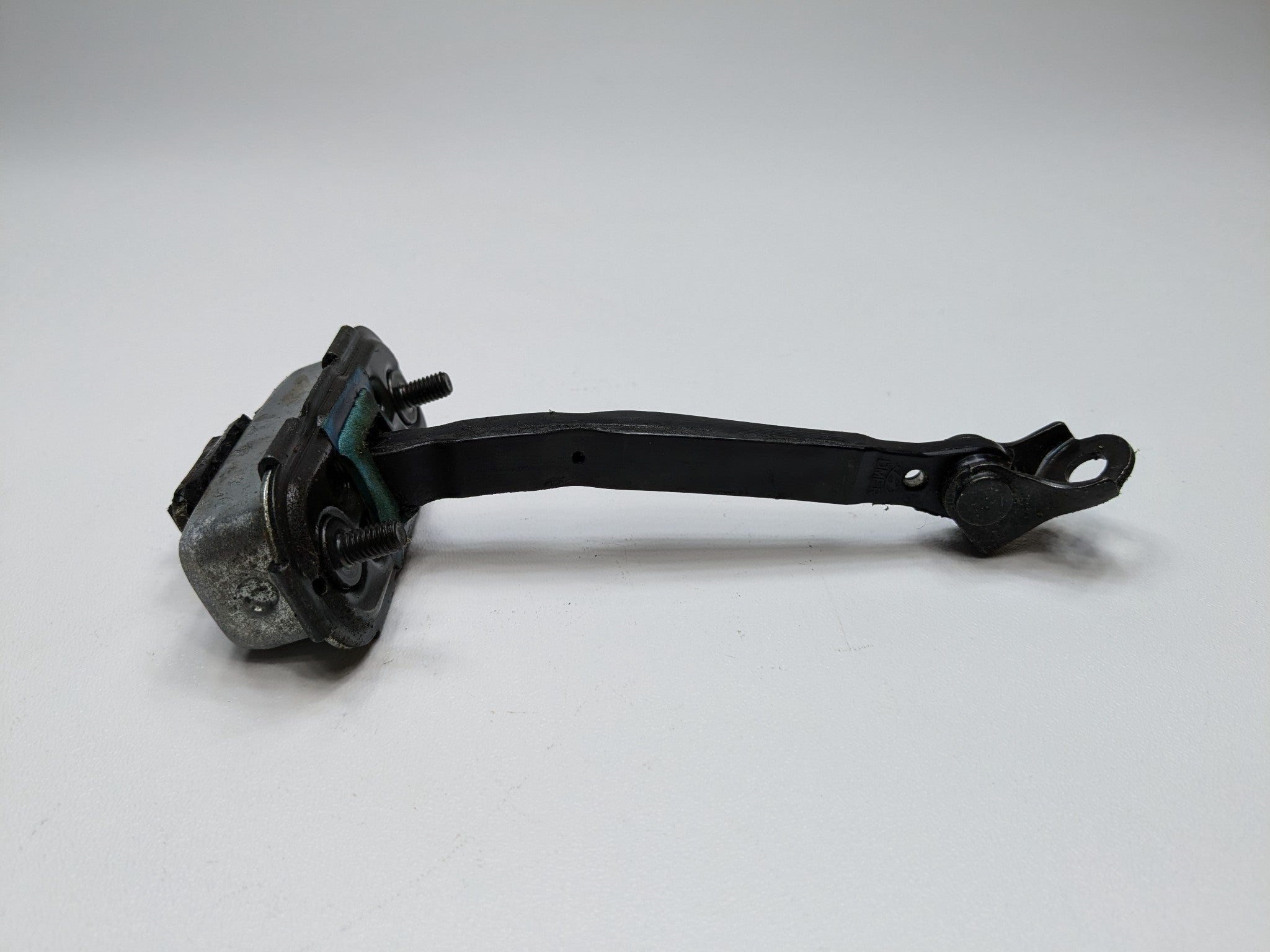 2013 - 2019 OEM HYUNDAI SANTA FE FRONT RIGHT SIDE DOOR CHECK STRAP STOPPER