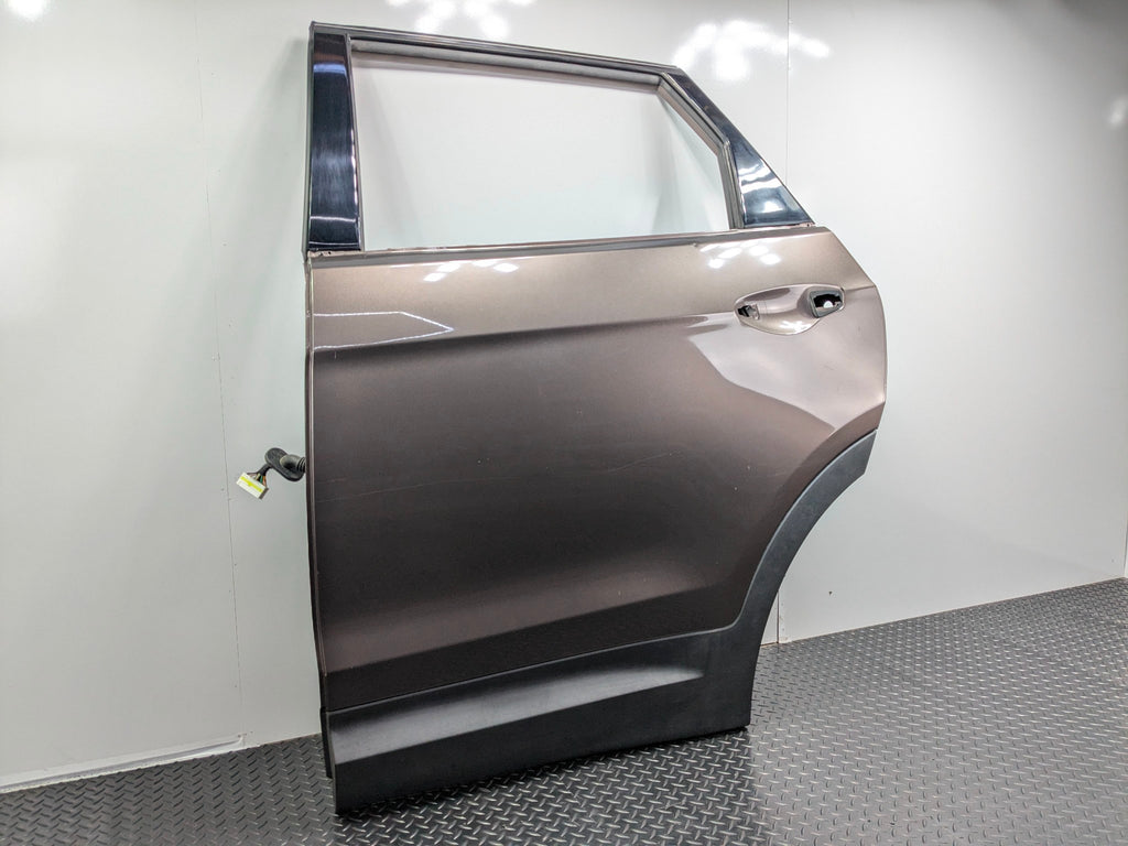 2013 - 2019 OEM HYUNDAI SANTA FE REAR LEFT DRIVER SIDE DOOR SHELL PANEL N9N