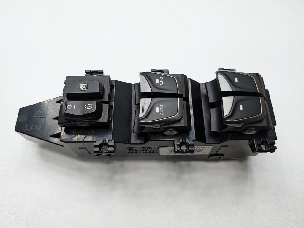 2013 - 2019 OEM HYUNDAI SANTA FE FRONT LEFT DOOR MASTER POWER WINDOW SWITCH