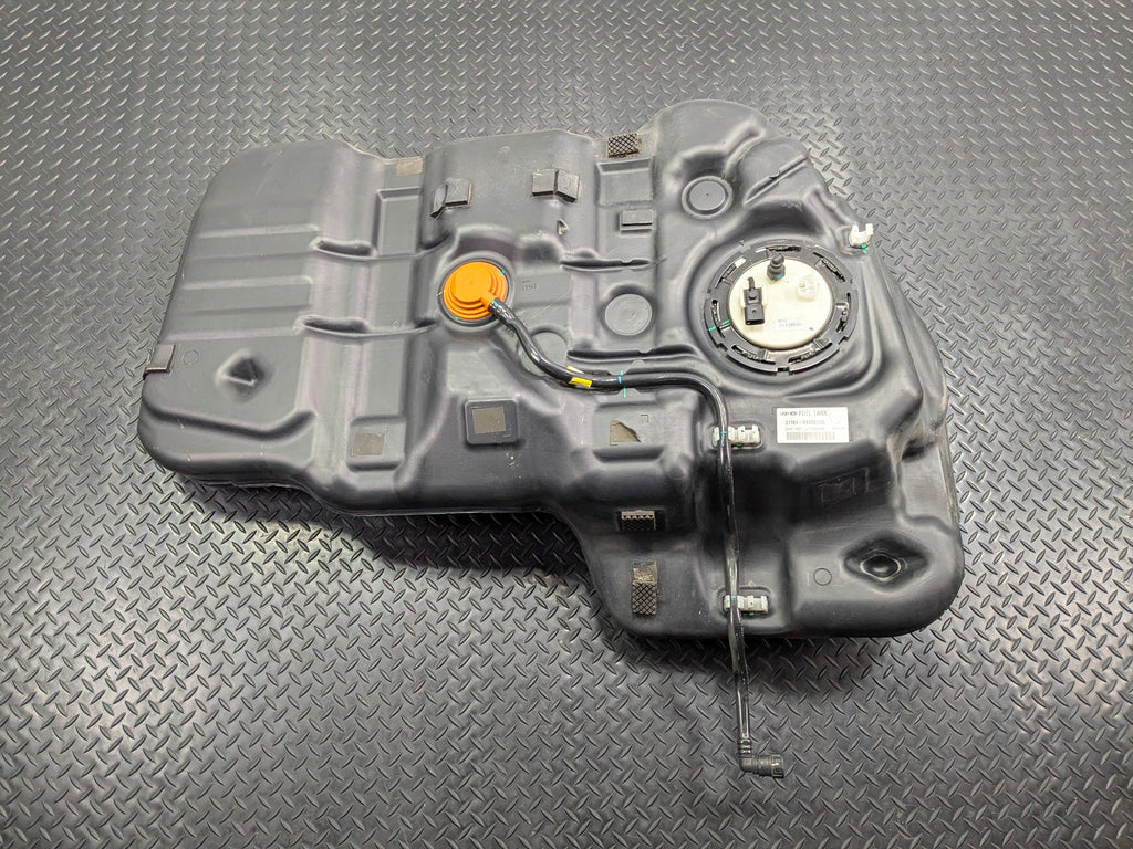2013 - 2019 OEM HYUNDAI SANTA FE REAR FUEL TANK RESERVOIR ASSEMBLY