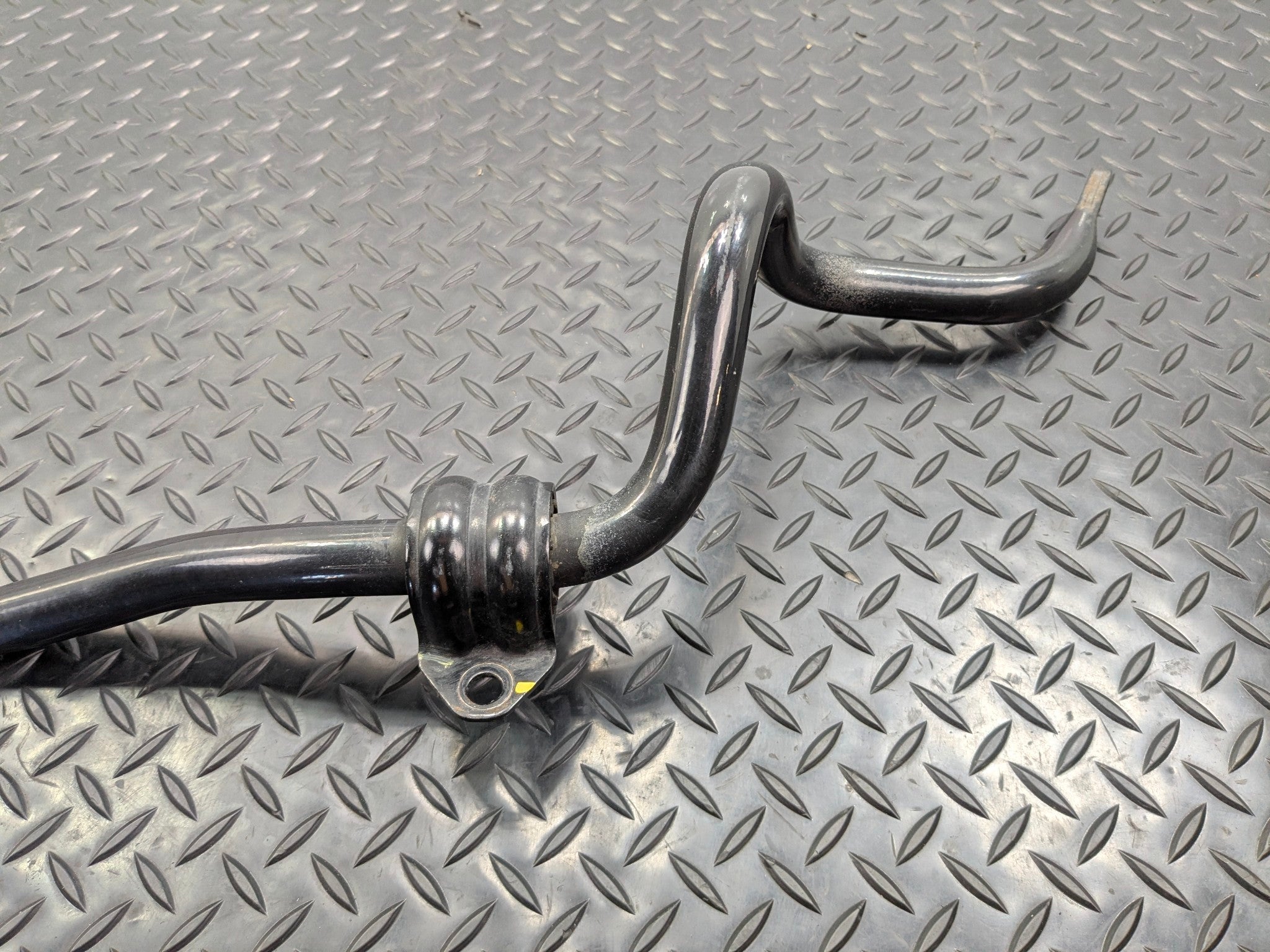 2013 - 2019 OEM HYUNDAI SANTA FE FRONT STABILIZER SUSPENSION ANTI-ROLL SWAY BAR