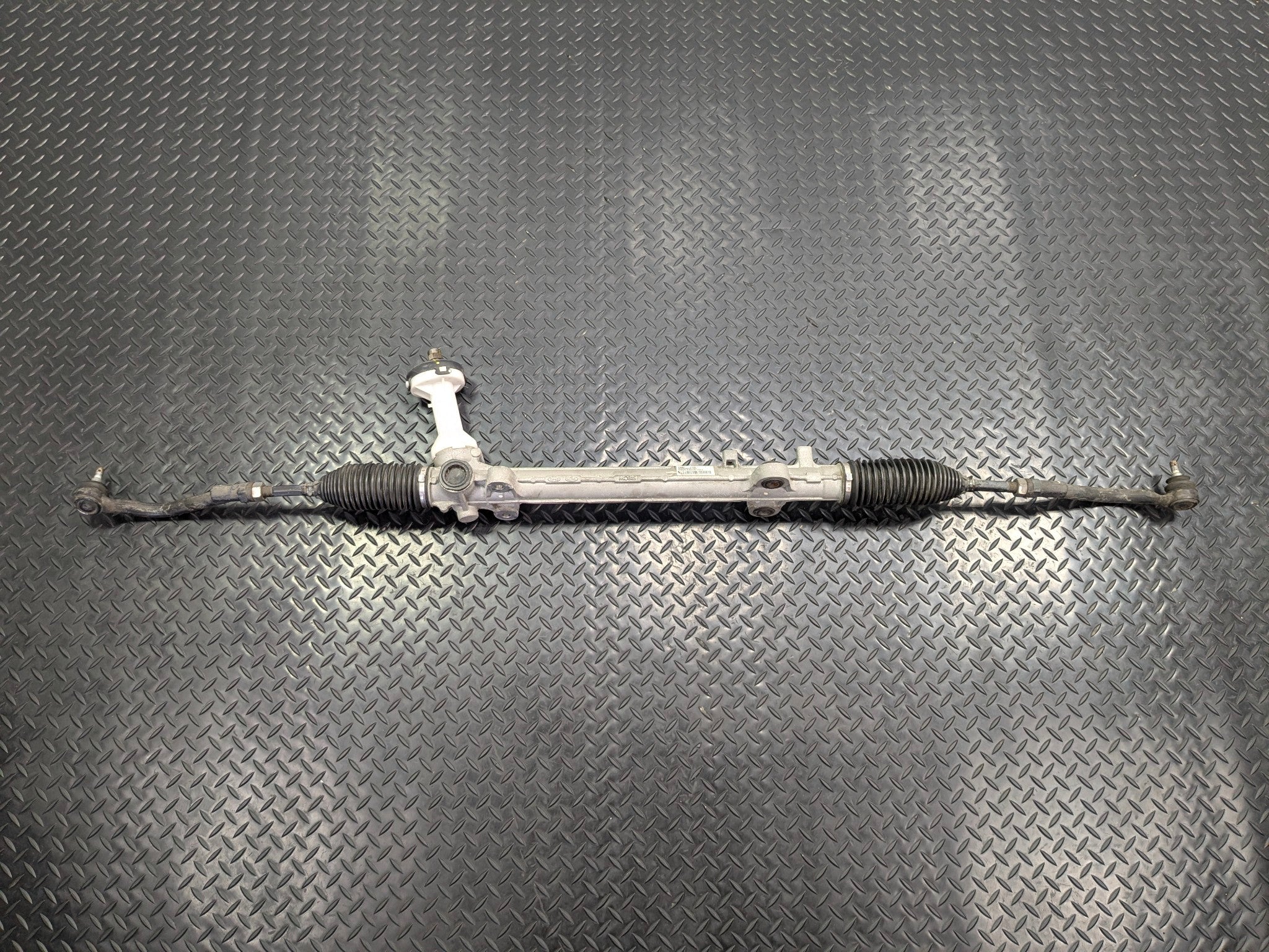 2013 - 2019 OEM HYUNDAI SANTA FE STEERING GEAR POWER RACK WITH PINION