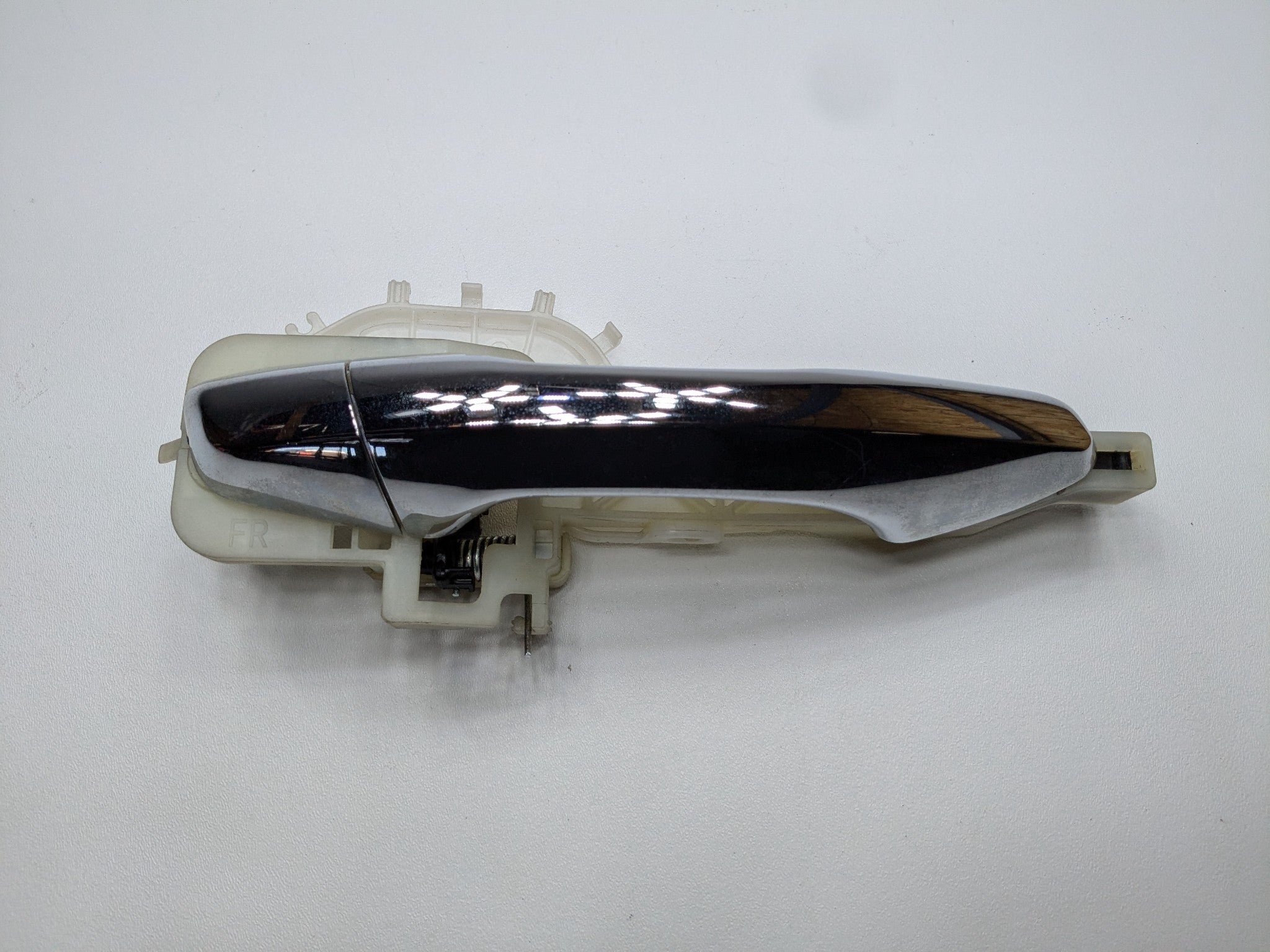 2013 - 2019 OEM HYUNDAI SANTA FE FRONT RIGHT PASSENGER SIDE EXTERIOR DOOR HANDLE