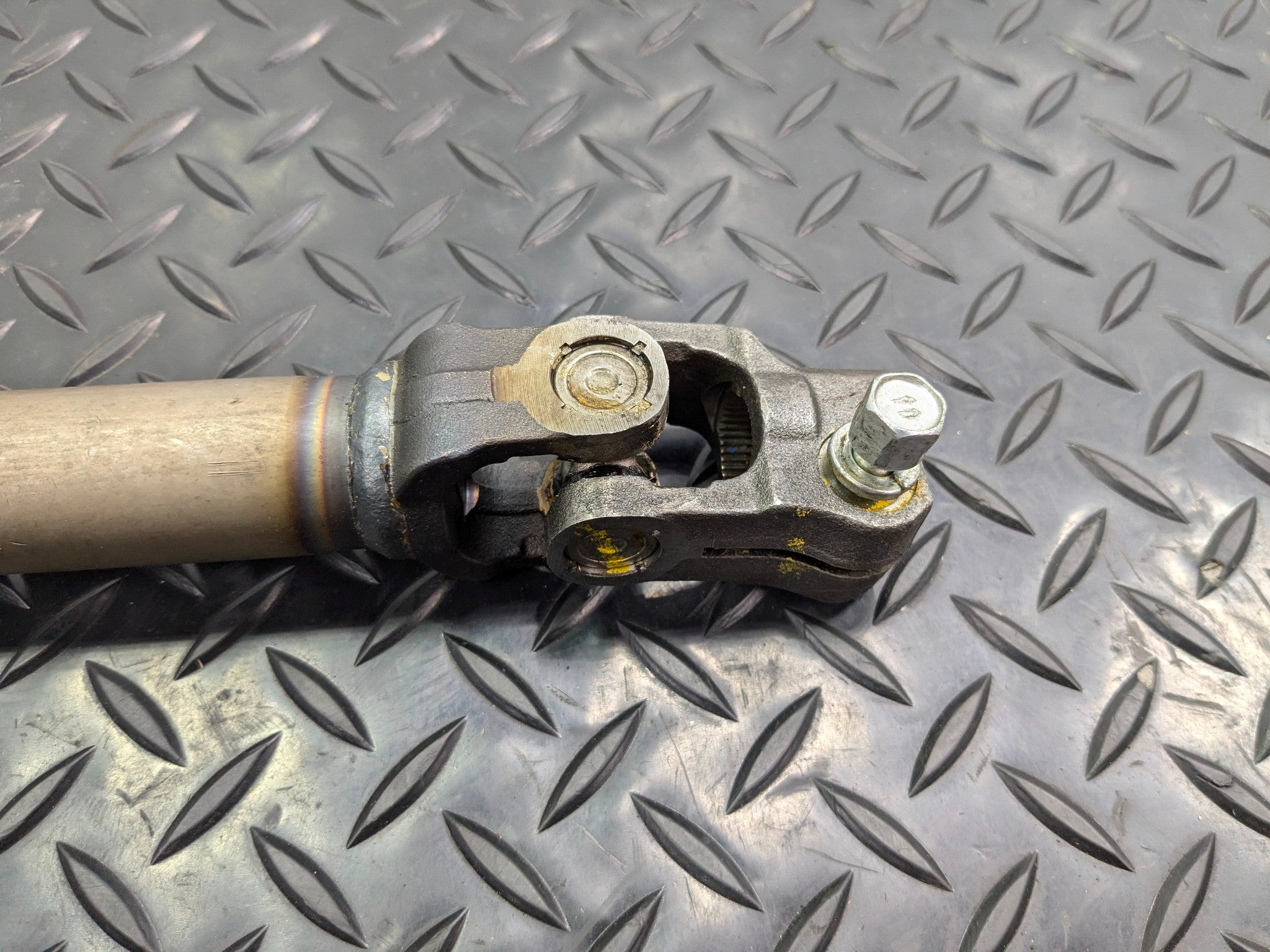 2013 - 2019 OEM HYUNDAI SANTA FE STEERING LOWER INTERMEDIATE JOINT SHAFT