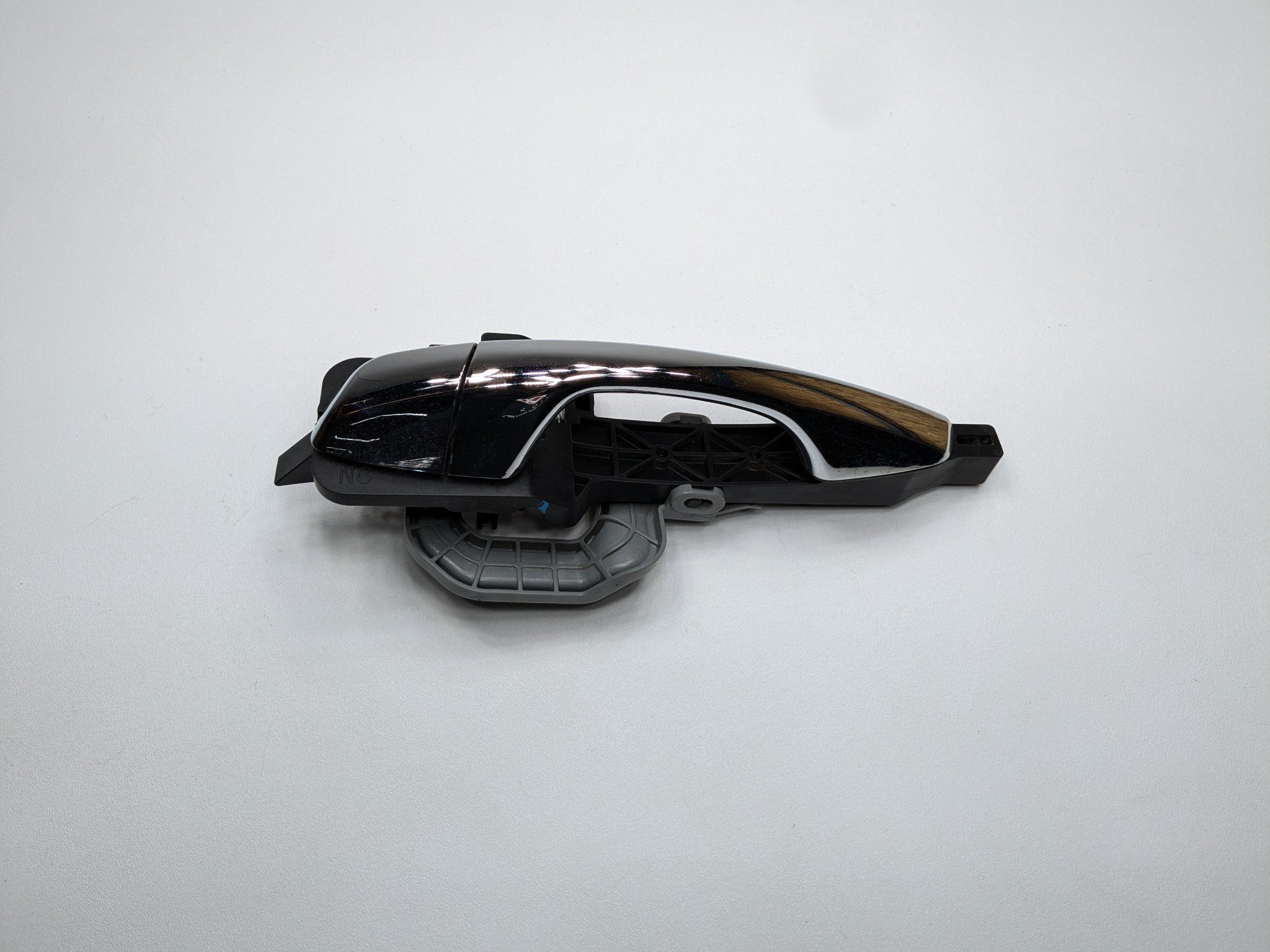 2013 - 2019 OEM HYUNDAI SANTA FE REAR LEFT DRIVER SIDE EXTERIOR DOOR HANDLE