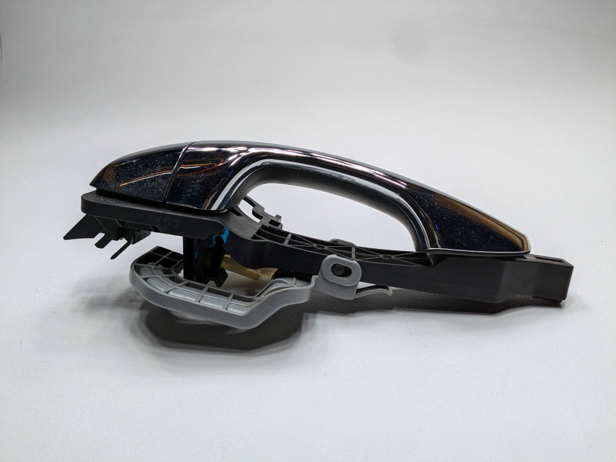 2013 - 2019 OEM HYUNDAI SANTA FE REAR LEFT DRIVER SIDE EXTERIOR DOOR HANDLE