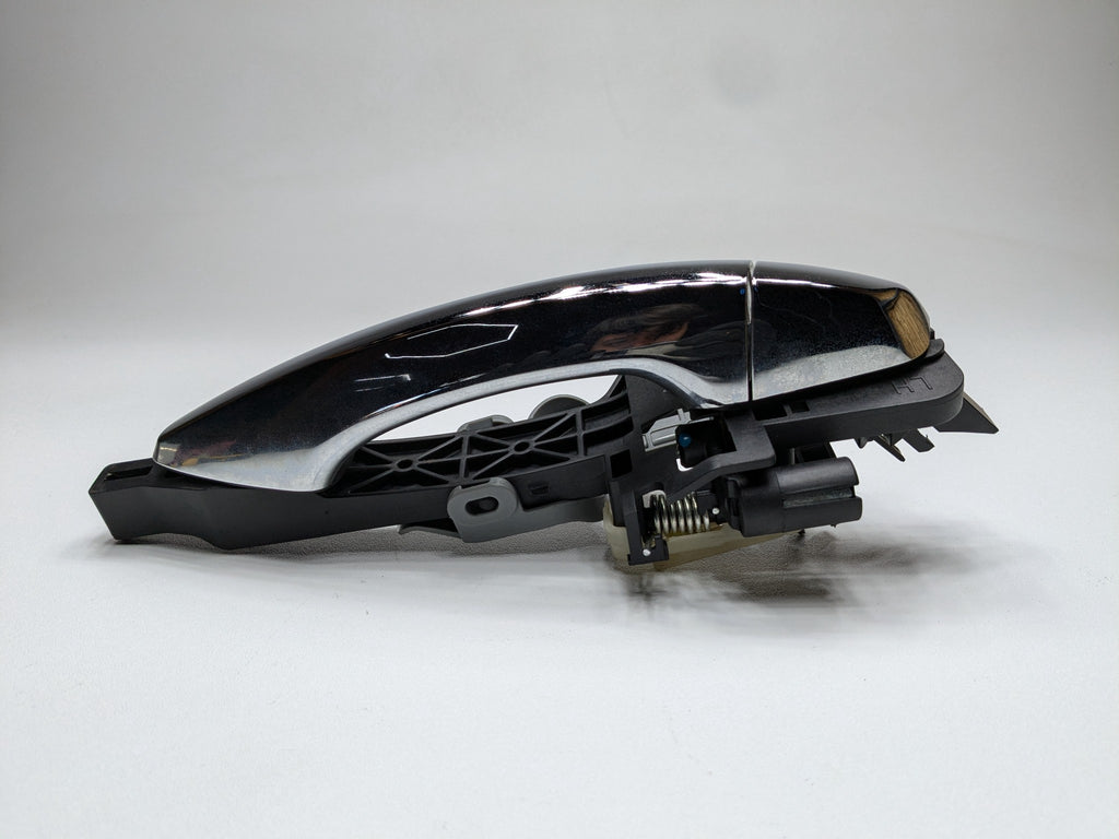 2013 - 2019 OEM HYUNDAI SANTA FE REAR LEFT DRIVER SIDE EXTERIOR DOOR HANDLE