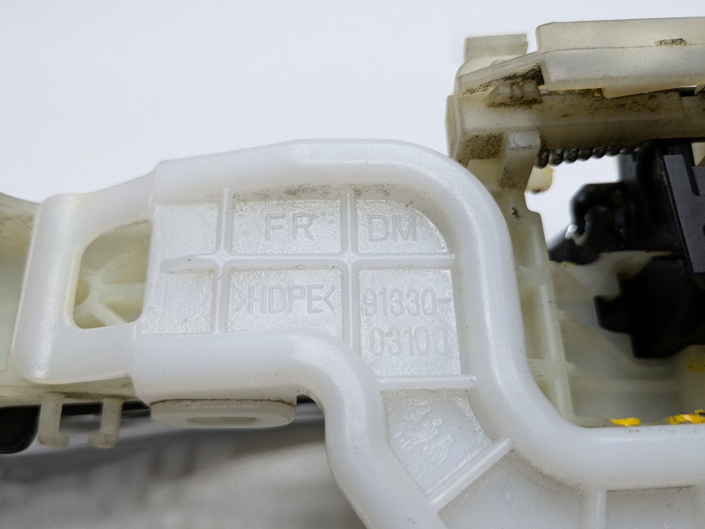 2013 - 2019 OEM HYUNDAI SANTA FE FRONT LEFT DRIVER SIDE EXTERIOR DOOR HANDLE