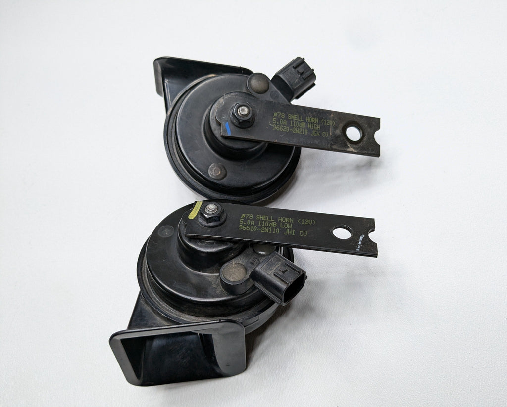 2013 - 2019 OEM HYUNDAI SANTA FE HIGH AND LOW NOTE TONE SAFETY HORN SET