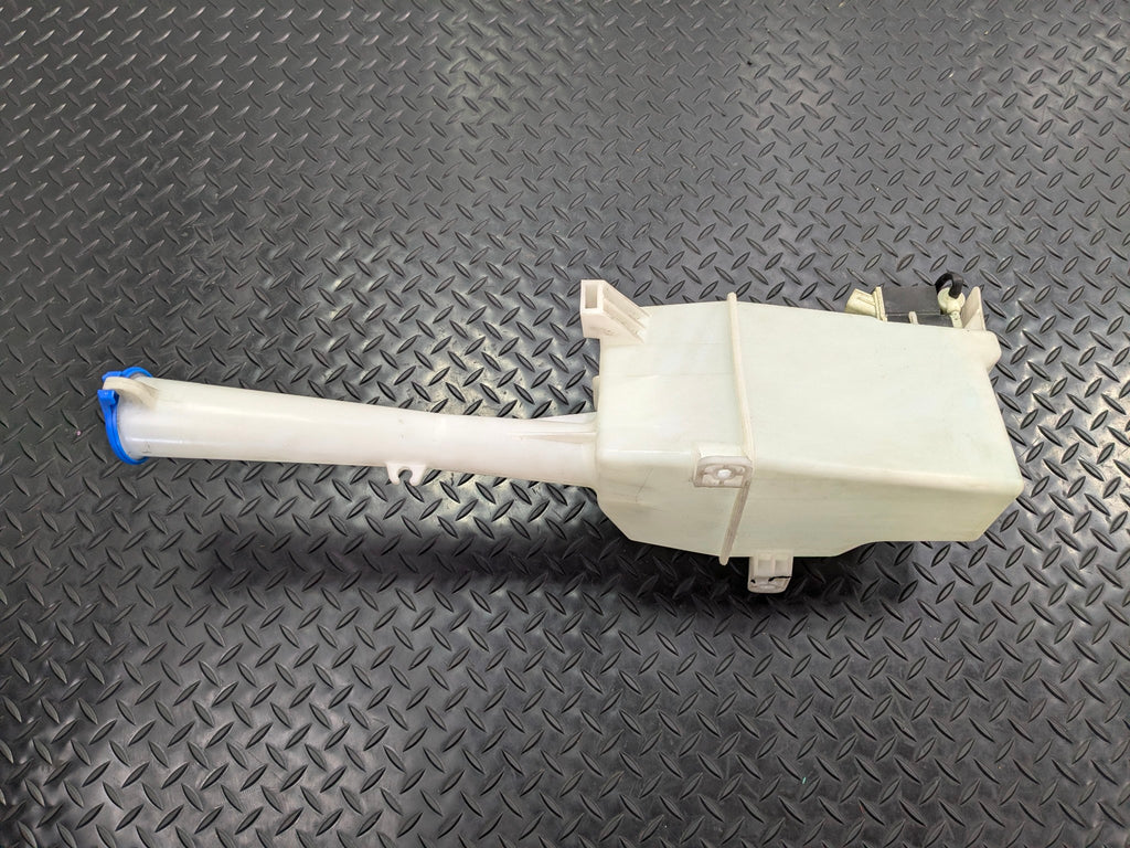 2013 - 2019 OEM HYUNDAI SANTA FE WINDSHIELD WASHER BOTTLE RESERVOIR TANK