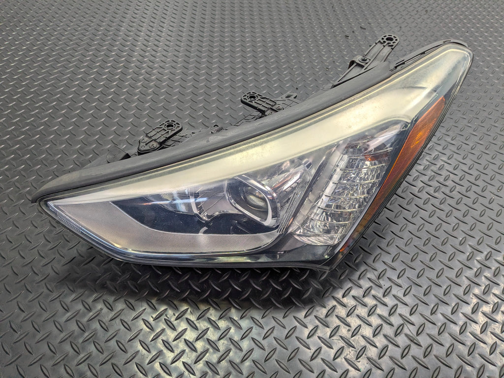 2013 - 2019 OEM HYUNDAI SANTA FE FRONT LEFT DRIVER SIDE HEADLAMP ASSEMBLY