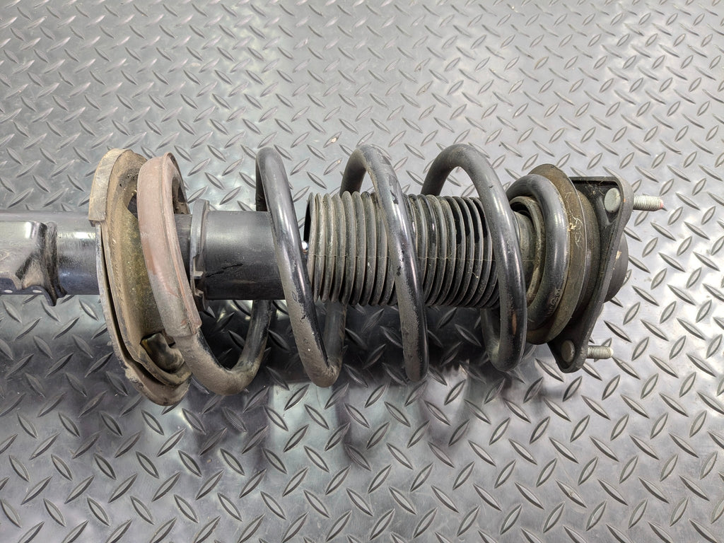 2013 - 2019 OEM HYUNDAI SANTA FE FRONT LEFT SIDE SHOCK SPRING STRUT ABSORBER