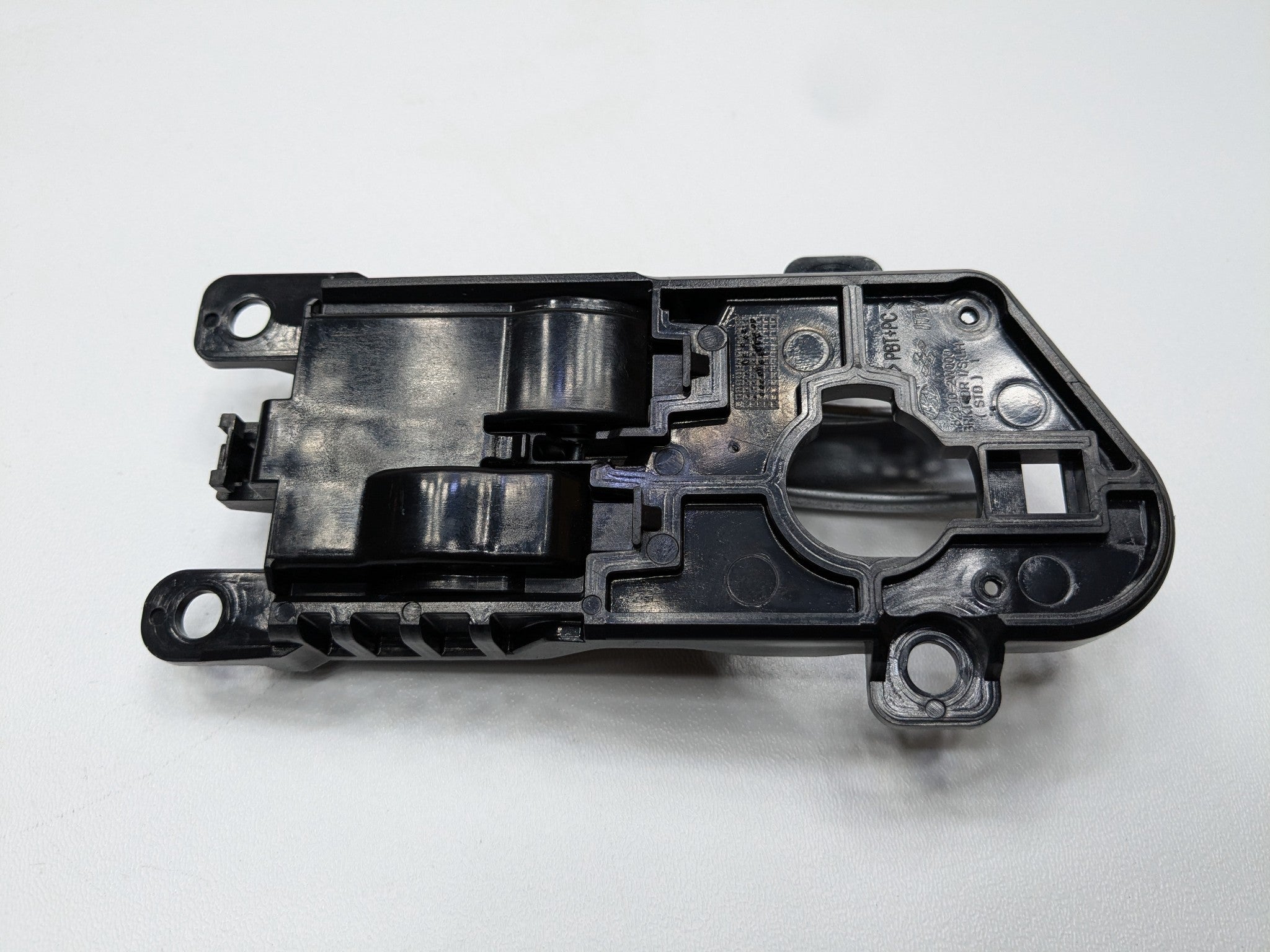 2013 - 2019 OEM HYUNDAI SANTA FE REAR LEFT DRIVER SIDE INTERIOR DOOR HANDLE
