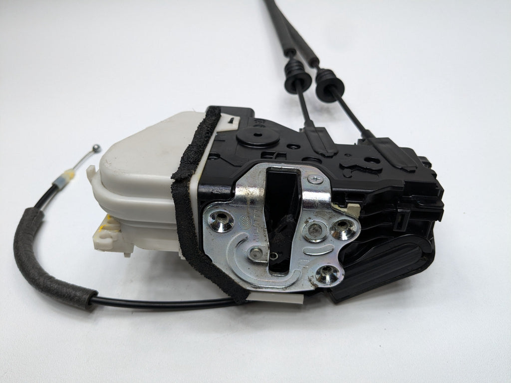 2013 - 2019 OEM HYUNDAI SANTA FE FRONT LEFT DRIVER SIDE DOOR LATCH LOCK ACTUATOR