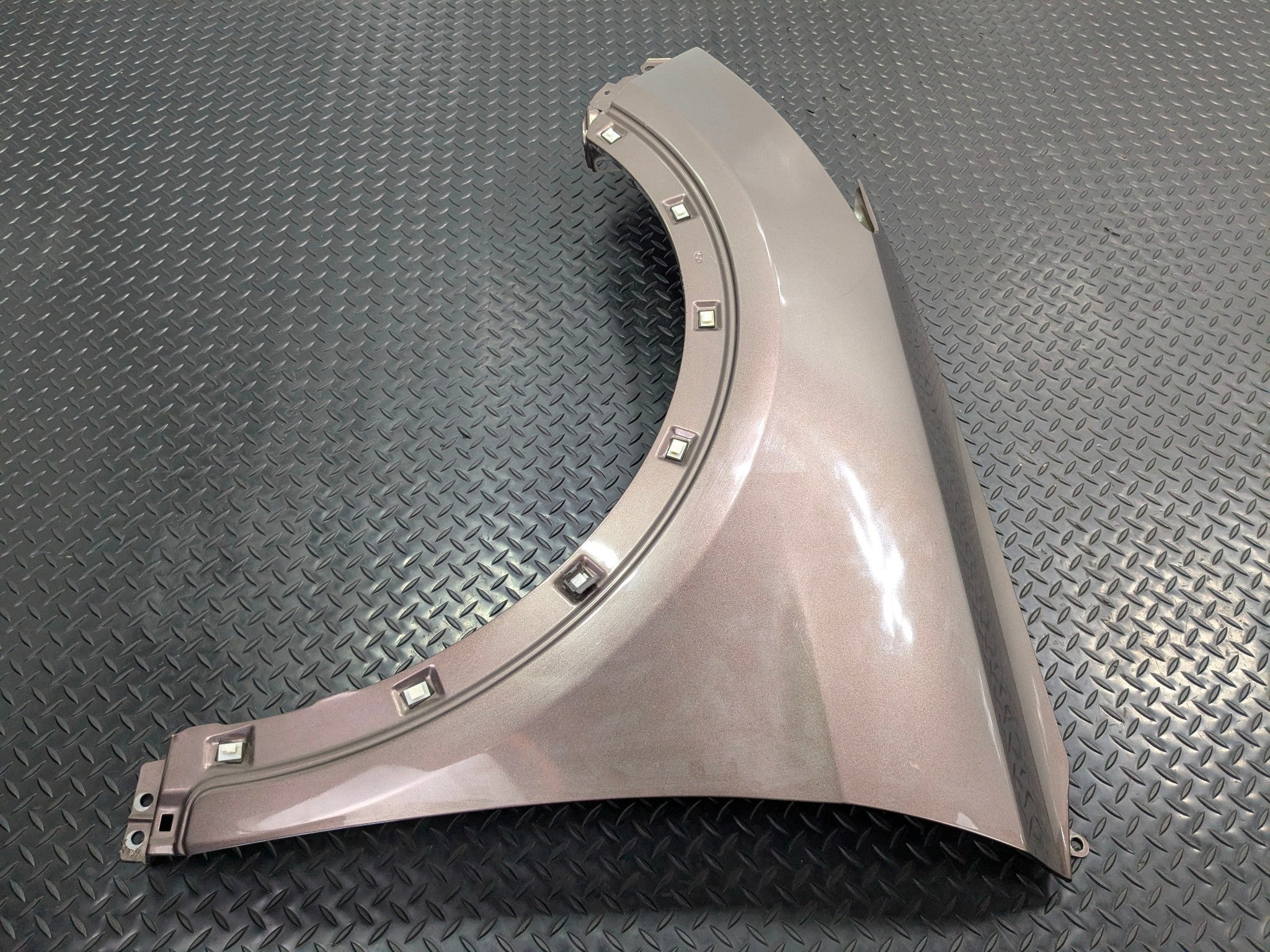 2013 - 2019 OEM HYUNDAI SANTA FE FRONT LEFT DRIVER SIDE FENDER COVER PANEL