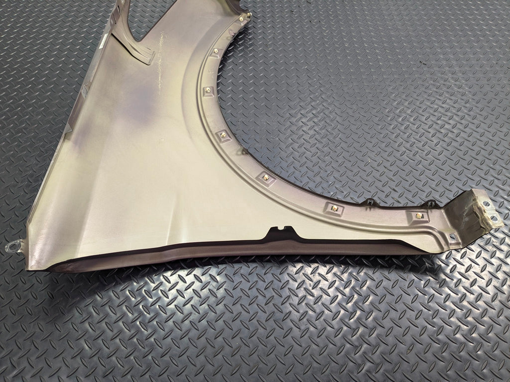 2013 - 2019 OEM HYUNDAI SANTA FE FRONT LEFT DRIVER SIDE FENDER COVER PANEL