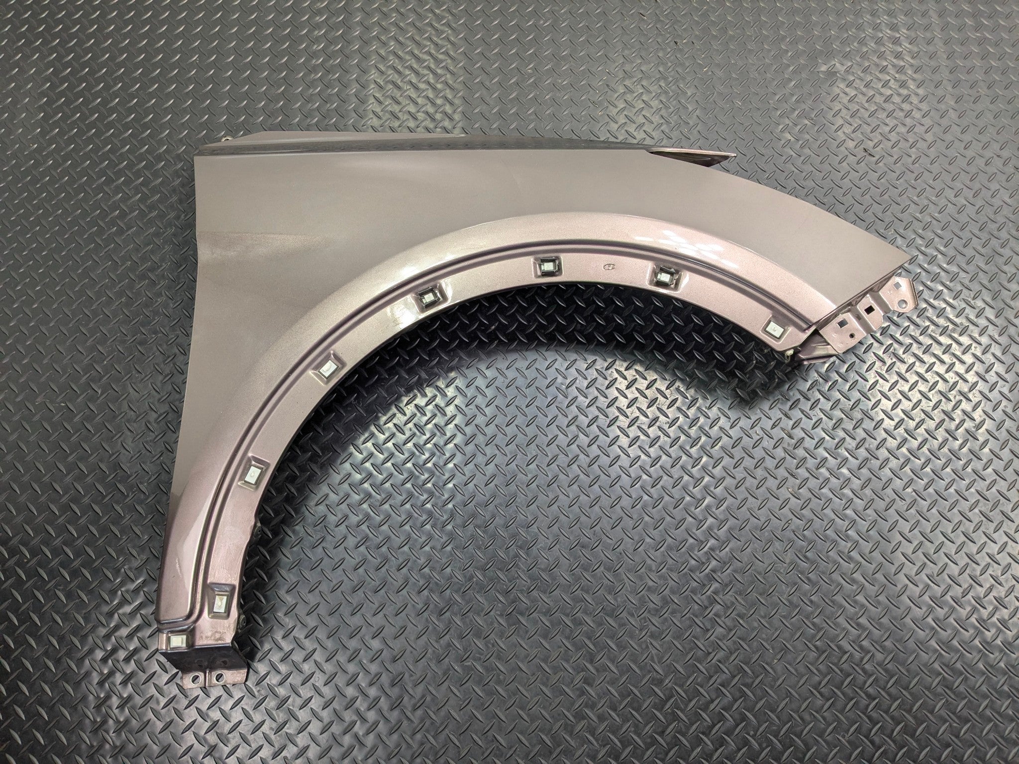 2013 - 2019 OEM HYUNDAI SANTA FE FRONT RIGHT PASSENGER SIDE FENDER COVER PANEL
