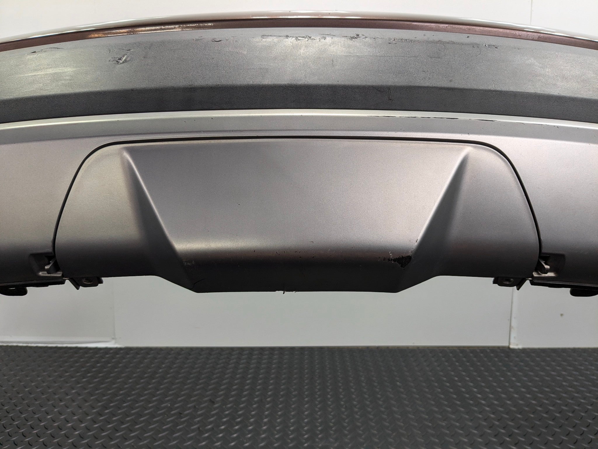 2013 - 2019 OEM HYUNDAI SANTA FE REAR BUMPER COVER PANEL ASSEMBLY