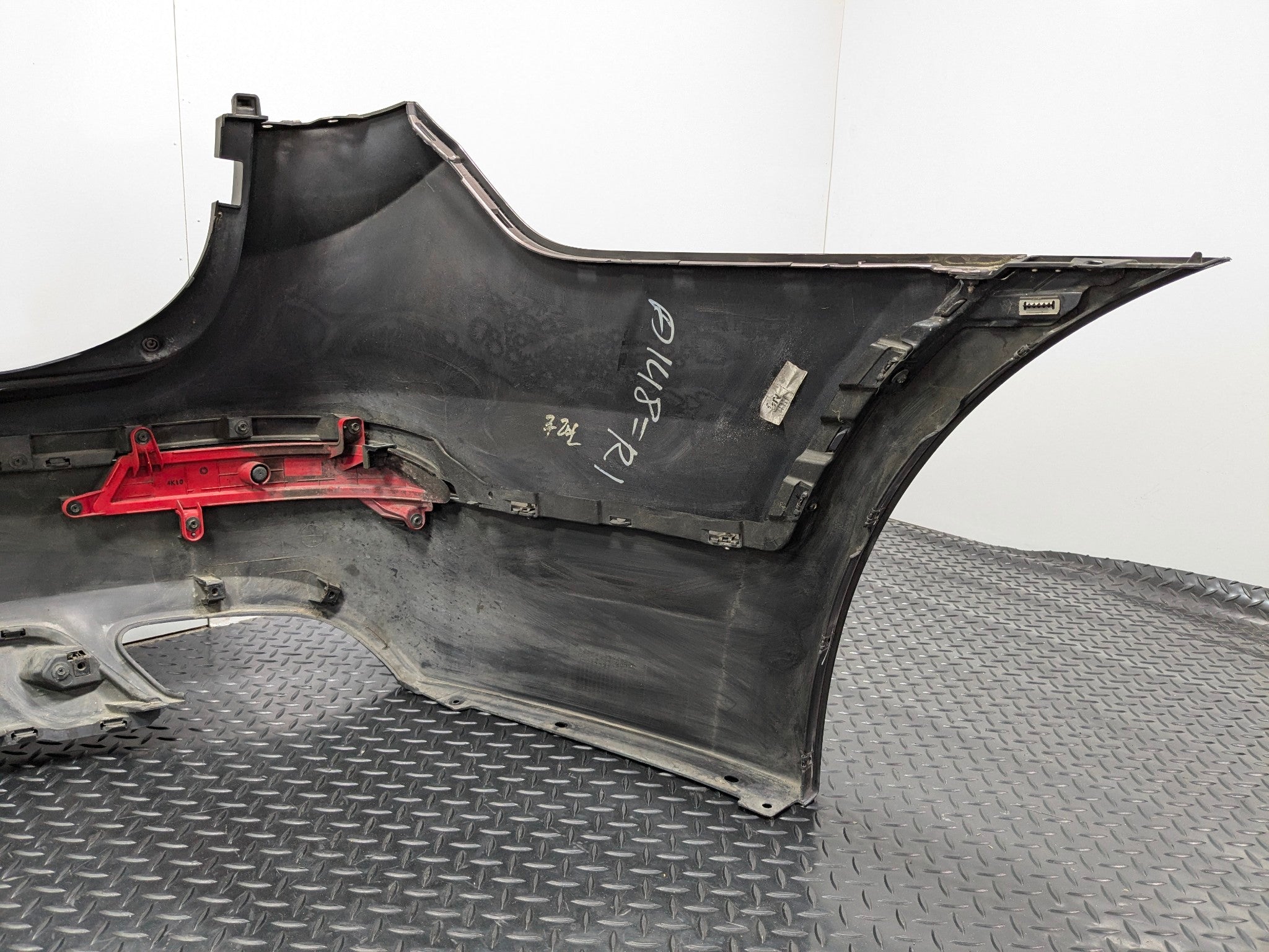 2013 - 2019 OEM HYUNDAI SANTA FE REAR BUMPER COVER PANEL ASSEMBLY