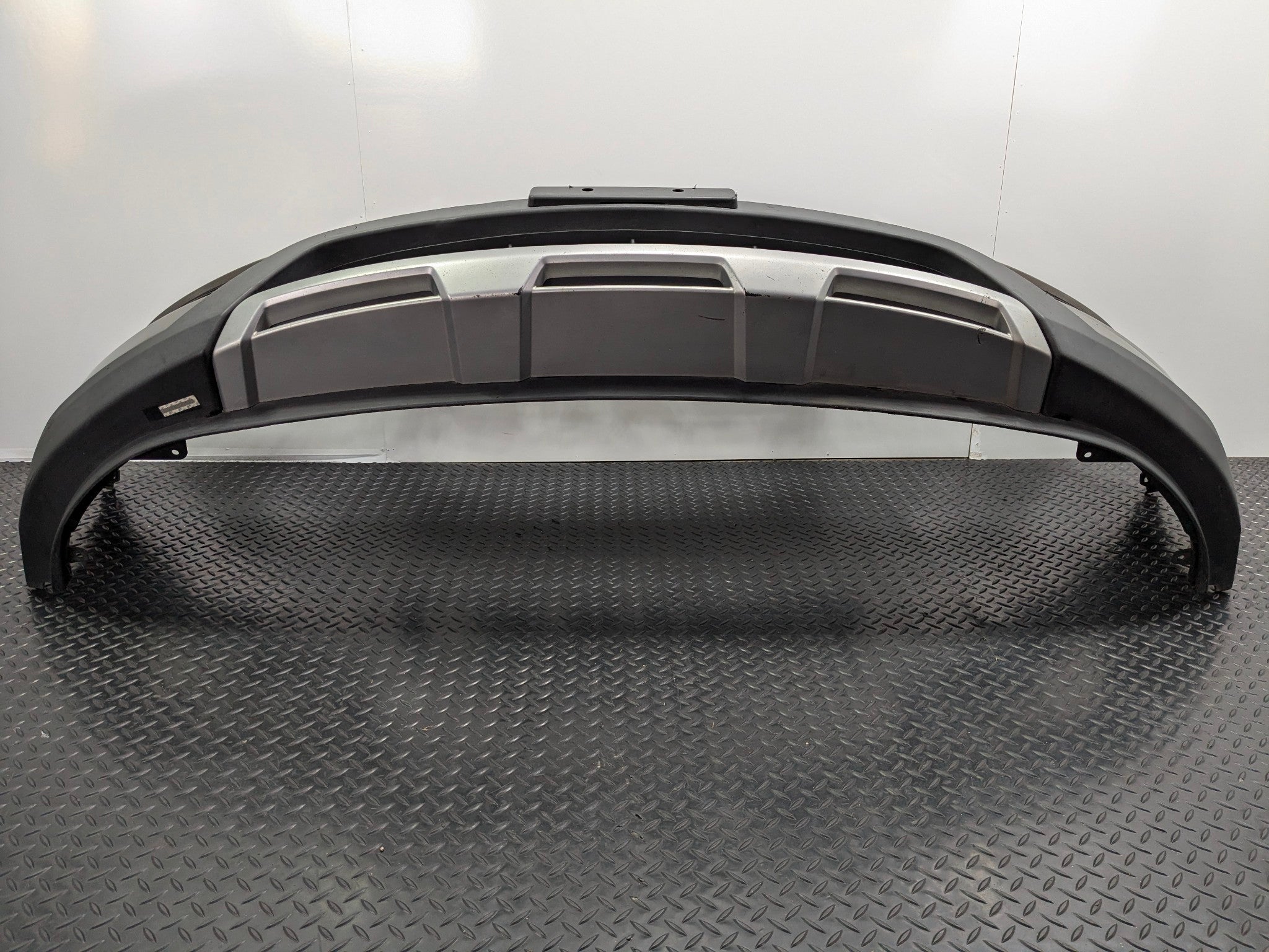 2013 - 2019 OEM HYUNDAI SANTA FE FRONT BUMPER COVER ASSEMBLY GRAYISH ORANGE