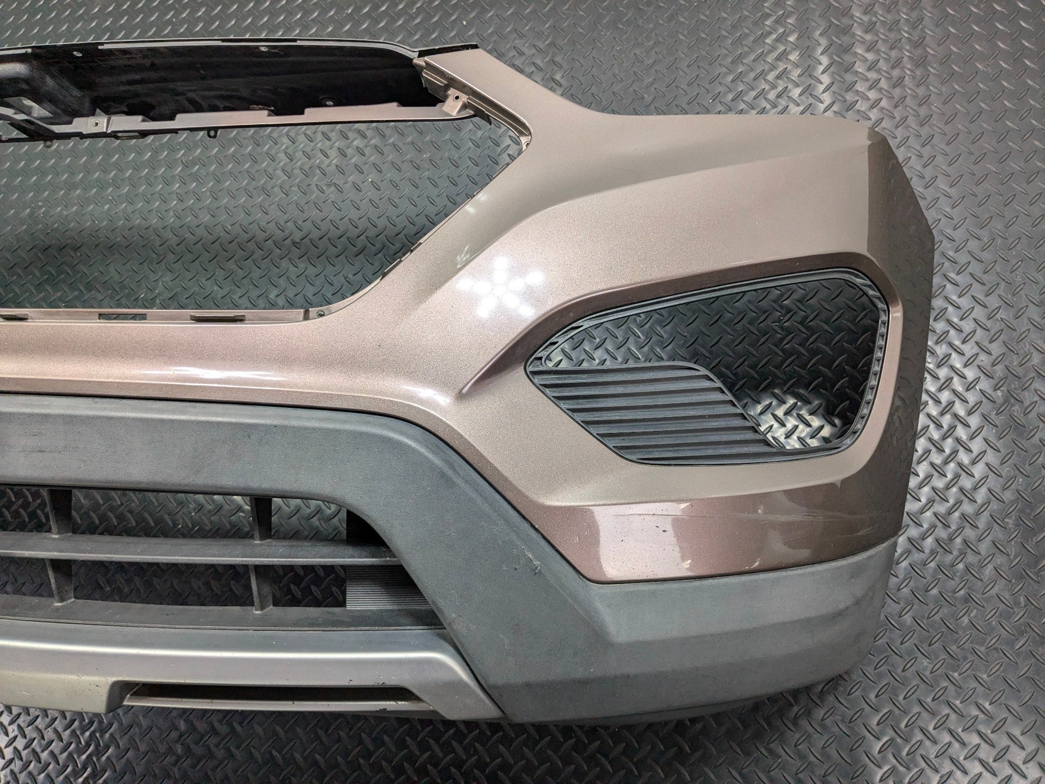2013 - 2019 OEM HYUNDAI SANTA FE FRONT BUMPER COVER ASSEMBLY GRAYISH ORANGE