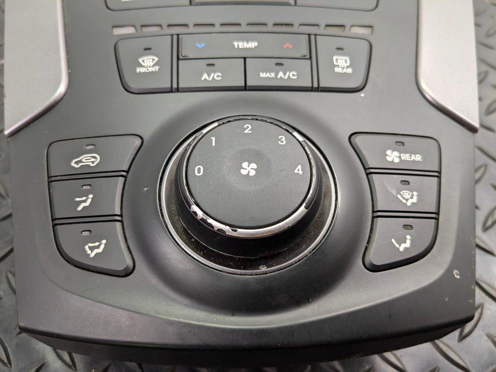 13 - 19 OEM HYUNDAI SANTA FE FRONT AC HEATER TEMPERATURE CLIMATE CONTROL SWITCH