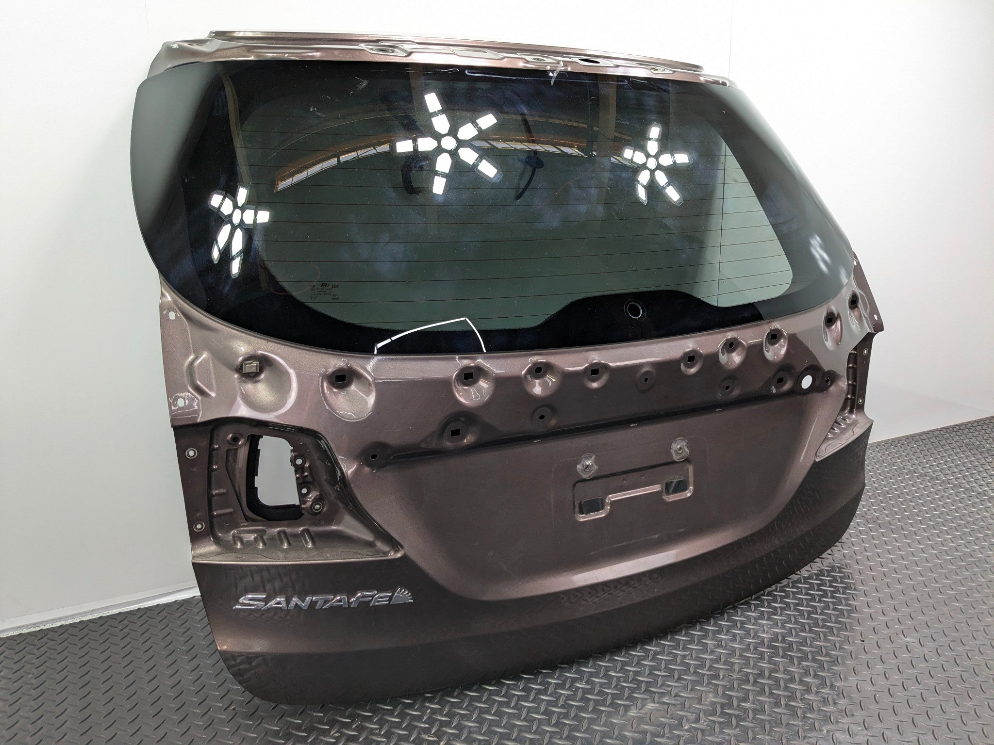 2013 - 2019 OEM HYUNDAI SANTA FE REAR TRUNK TAILGATE WITH PRIVACY TINT GLASS