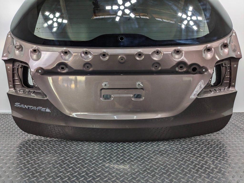 2013 - 2019 OEM HYUNDAI SANTA FE REAR TRUNK TAILGATE WITH PRIVACY TINT GLASS