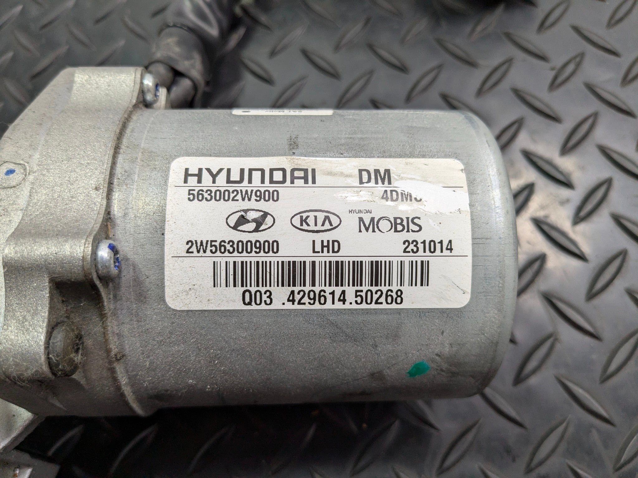 2013 - 2019 OEM HYUNDAI SANTA FE POWER ADJUSTMENT STEERING COLUMN ASSEMBLY