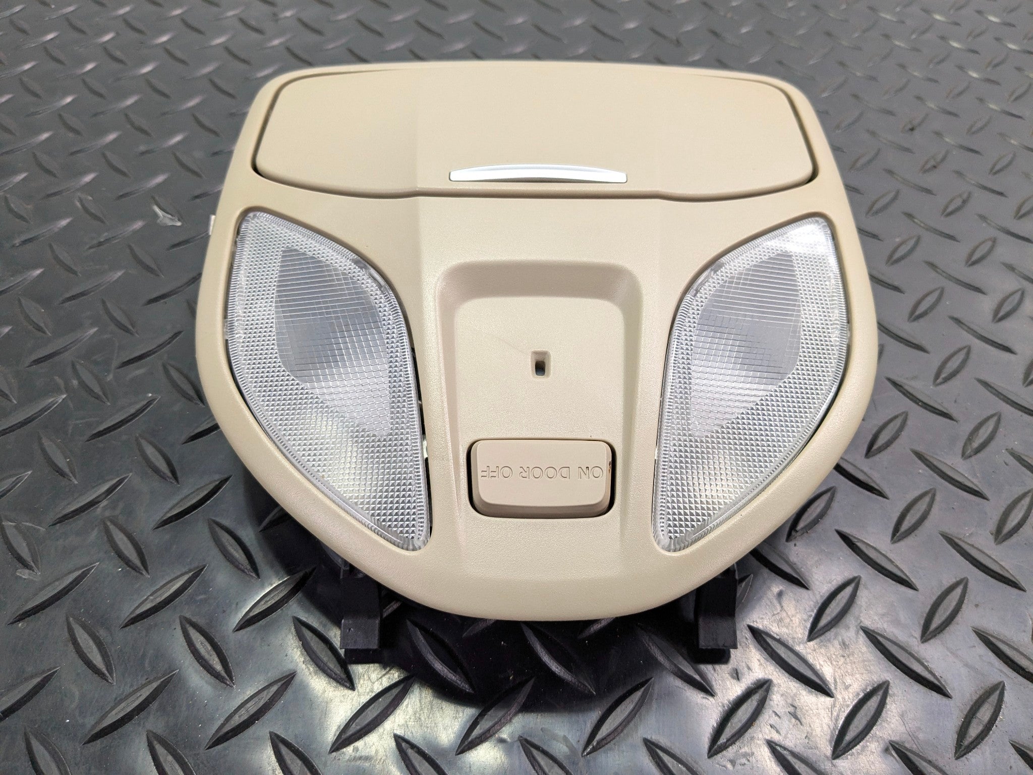 2013 - 2019 OEM HYUNDAI SANTA FE FRONT OVERHEAD ROOF CONSOLE MAP LIGHT