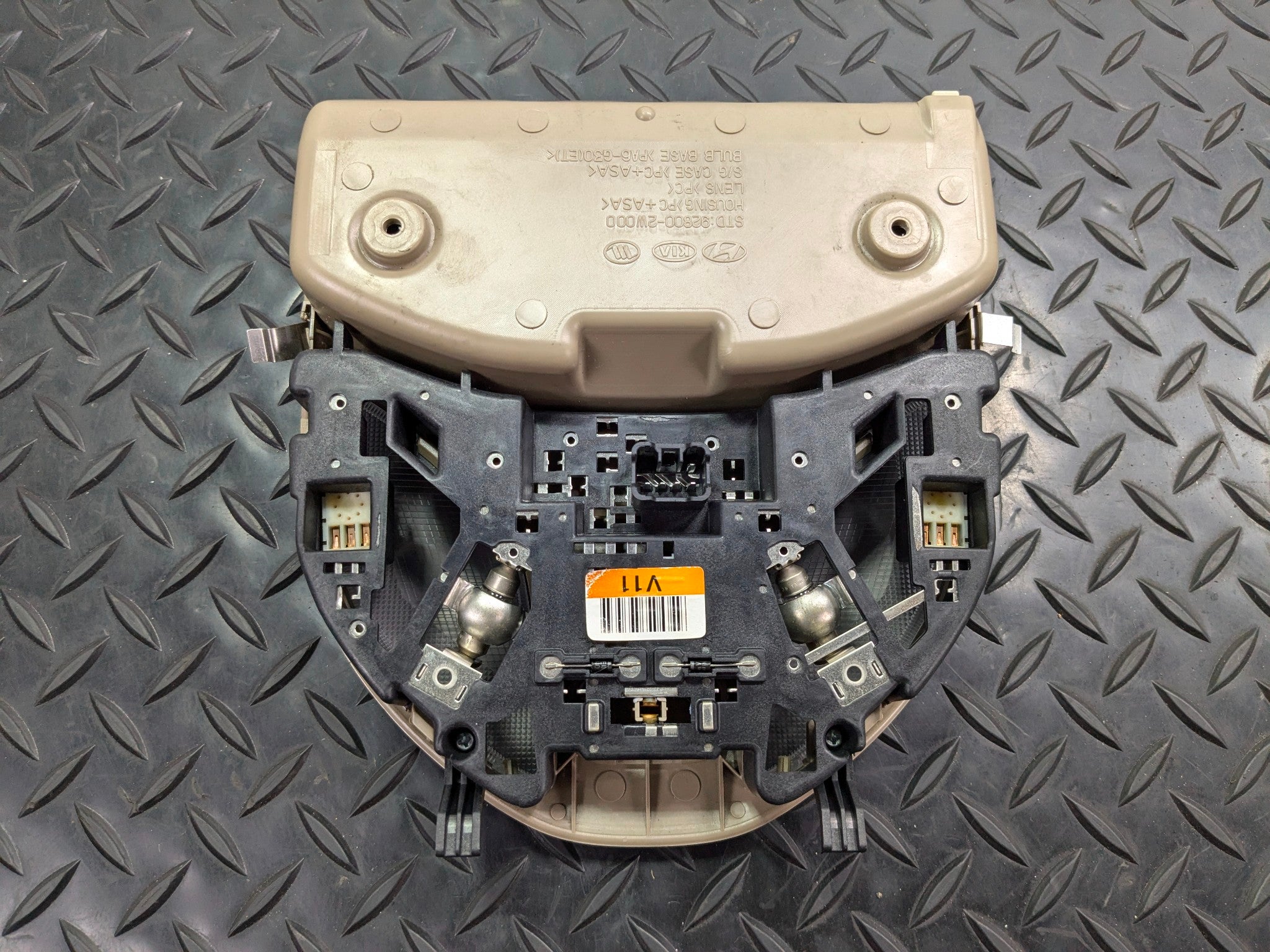 2013 - 2019 OEM HYUNDAI SANTA FE FRONT OVERHEAD ROOF CONSOLE MAP LIGHT